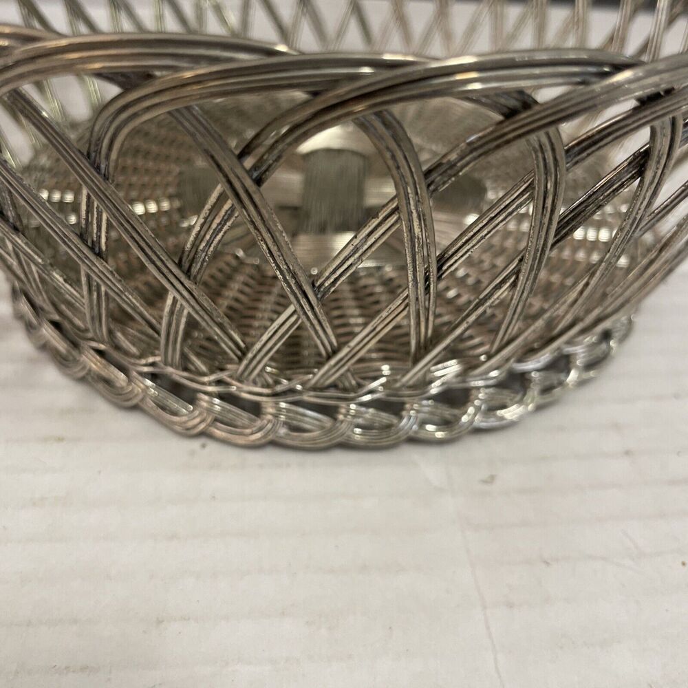 Silver Plate Hand Woven Bowl Basket Round  9”x 3.5 Post 1940 Mid Century Quality